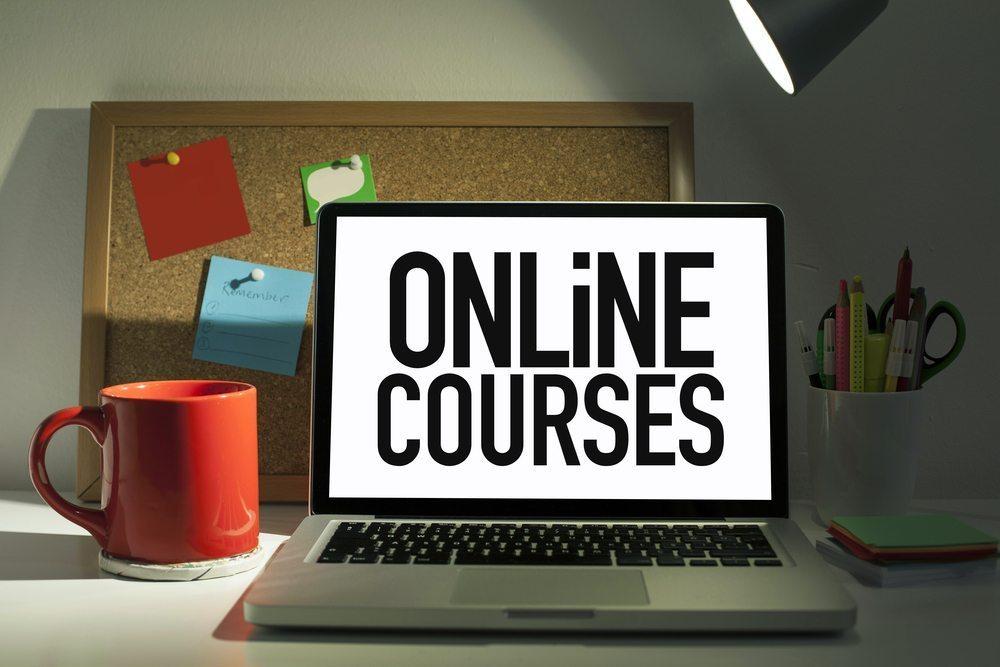 Utilizing Online Courses‍ to Share Knowledge and Earn