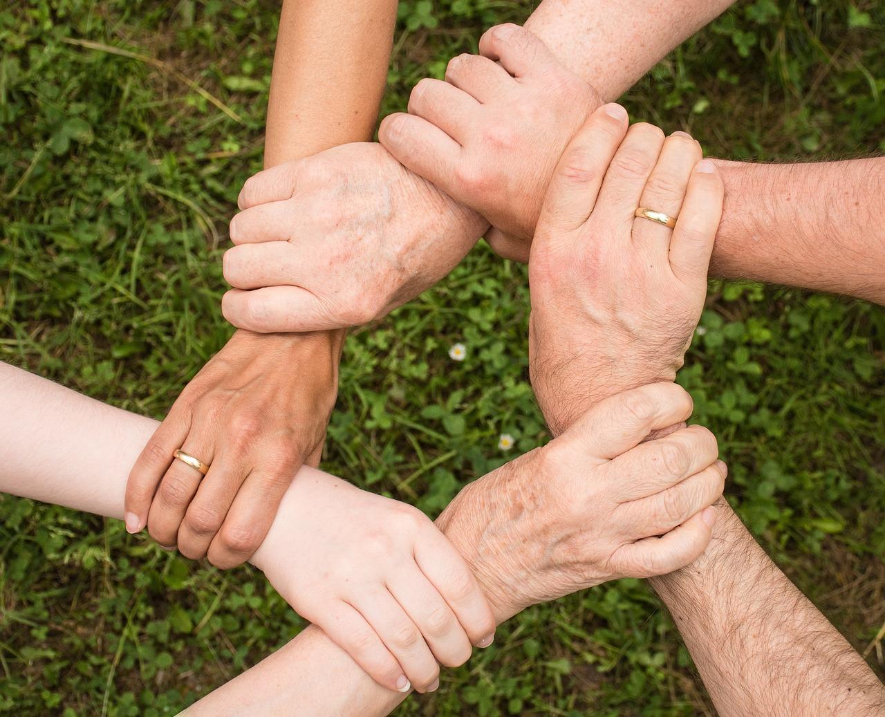 Networking for Free: The Value of Community Support