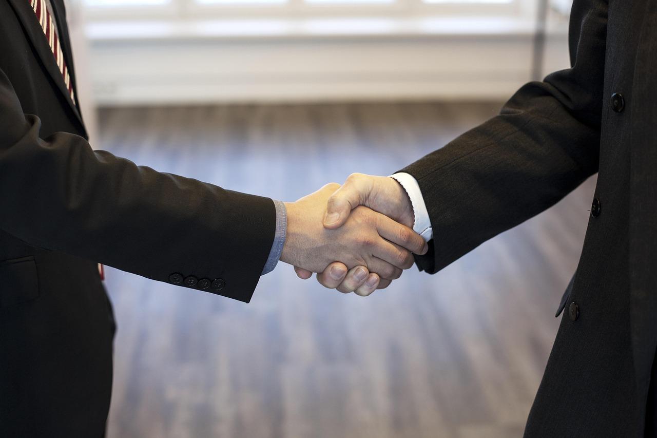 Building⁤ Trust: How ⁢to⁣ Assist Clients in Making Informed Choices