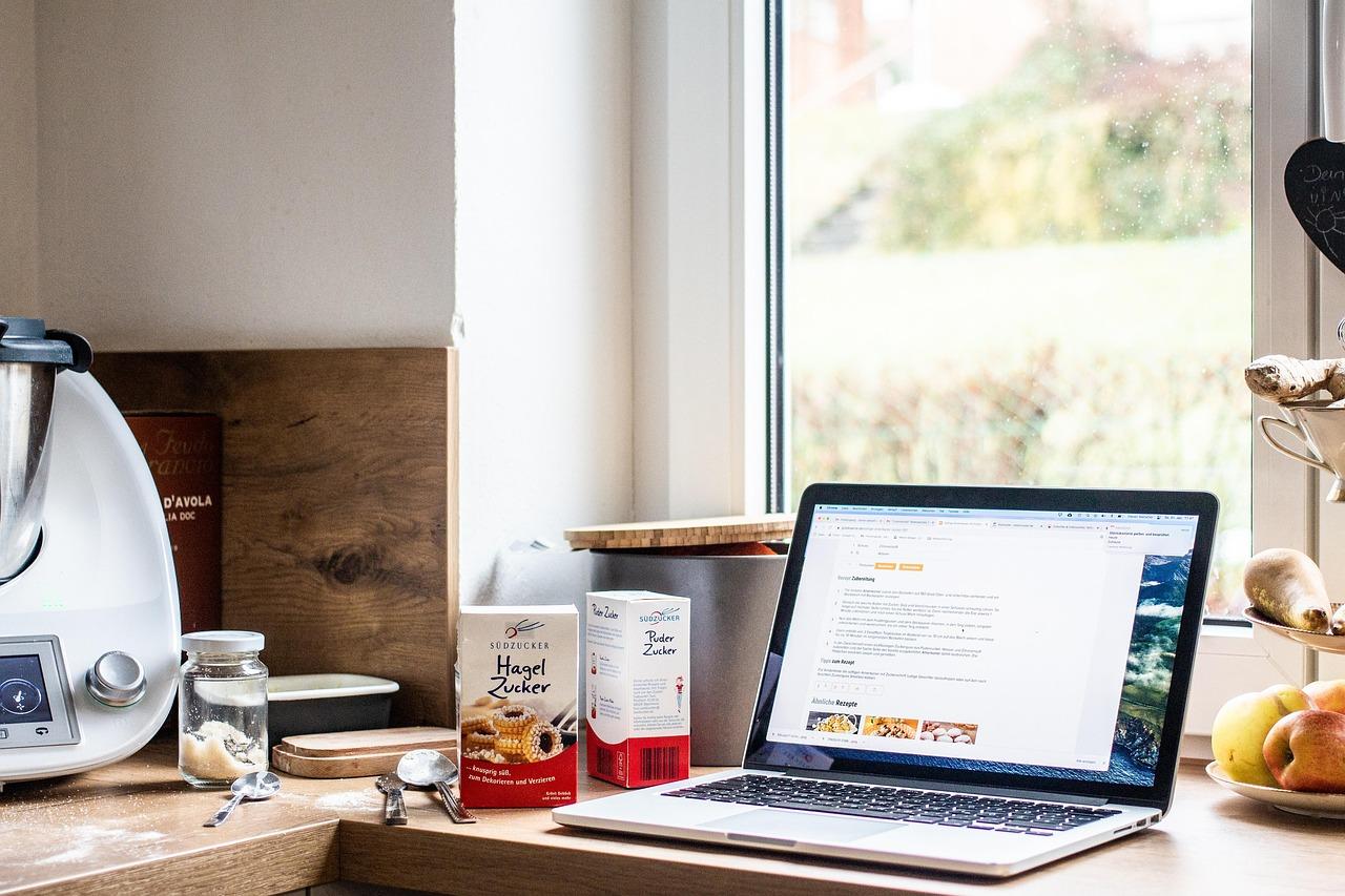 Engaging Customers with Recipes and​ Content