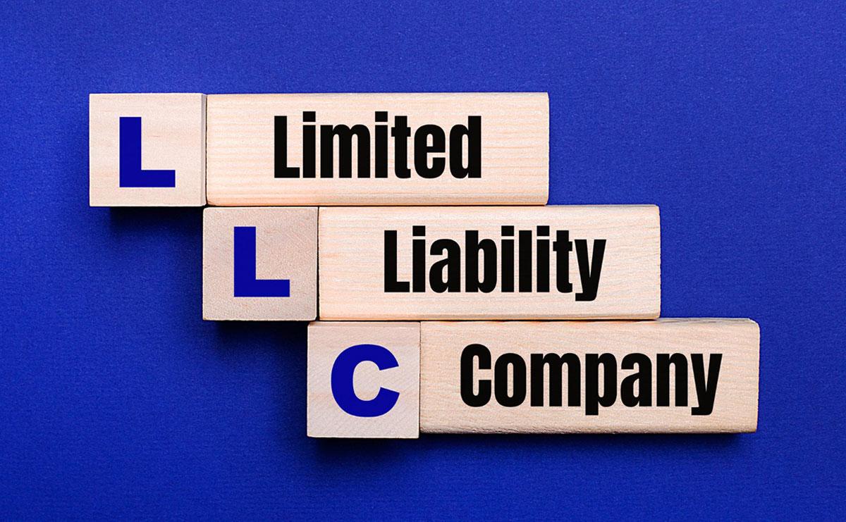 Pros and Cons ⁣of Operating an LLC