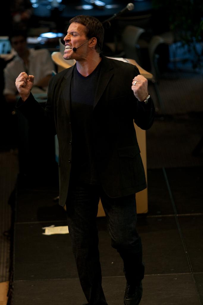 How To Become a Motivational Speaker & Make a Real Impact