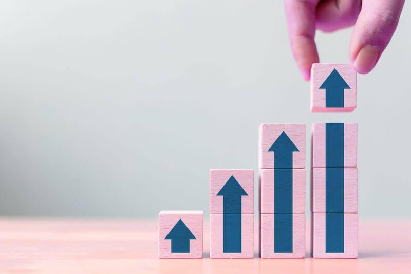 Scaling Your Startup: Transitioning from Lean to Growth