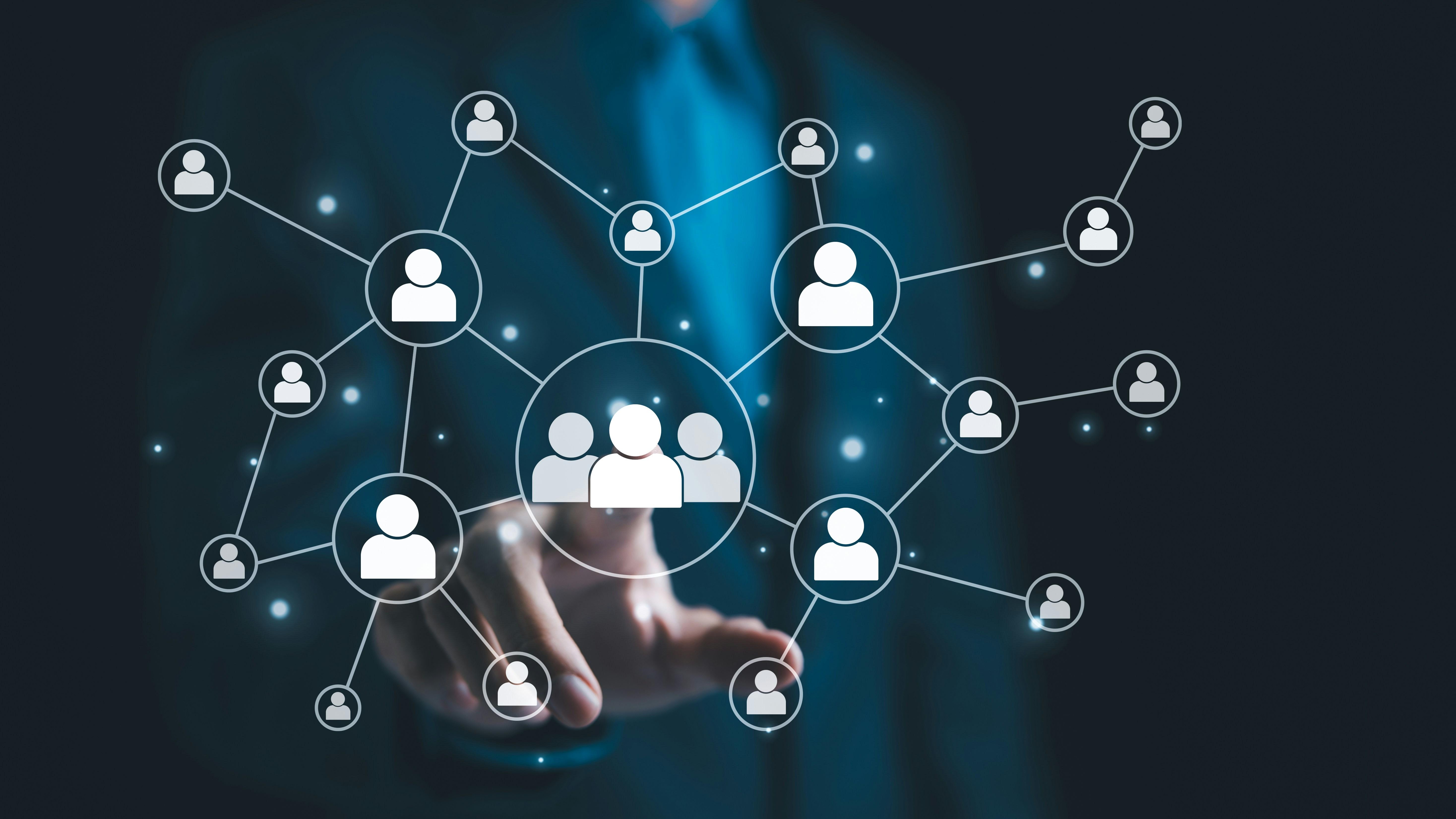 Utilizing ⁢Networking and ‍Recommendations for Hiring