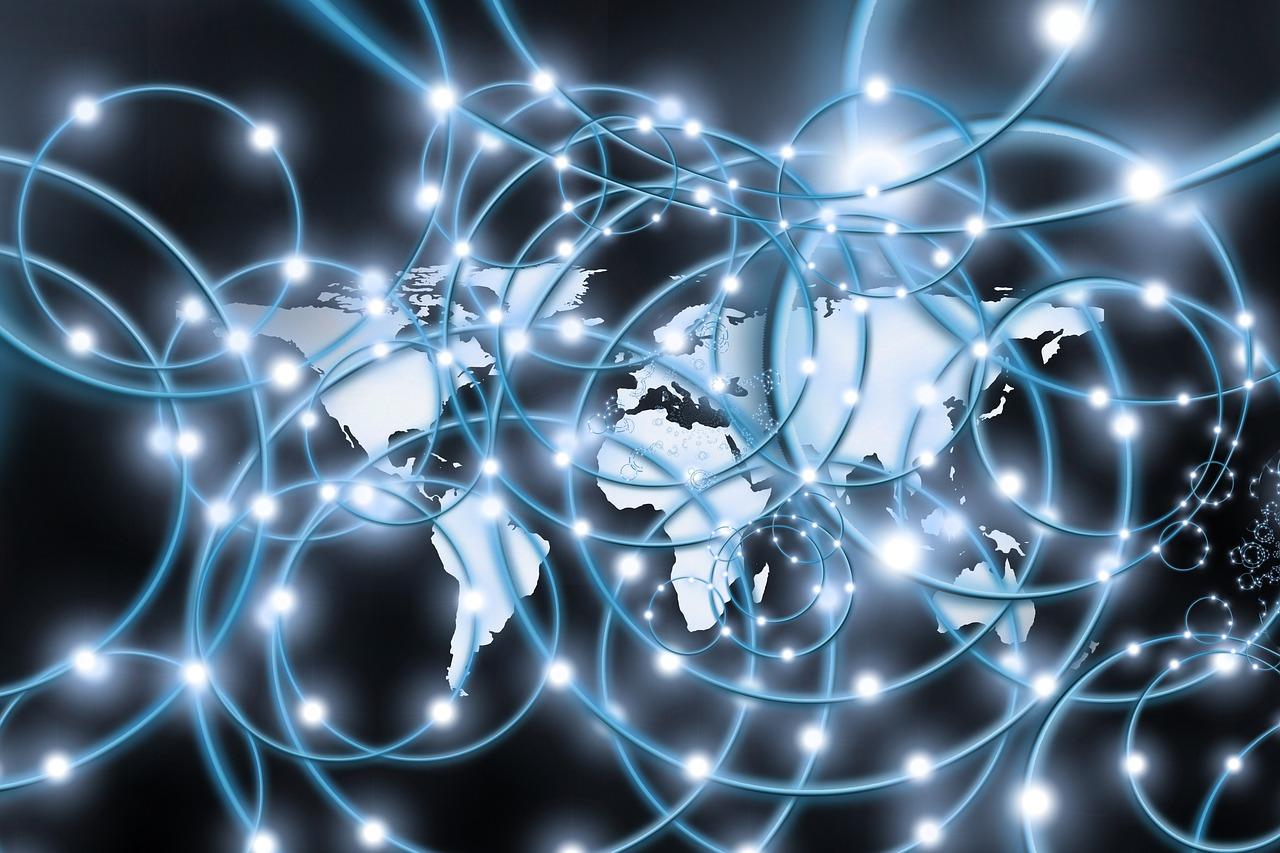 Harnessing‌ Social ‌Media Integration for Broader Reach