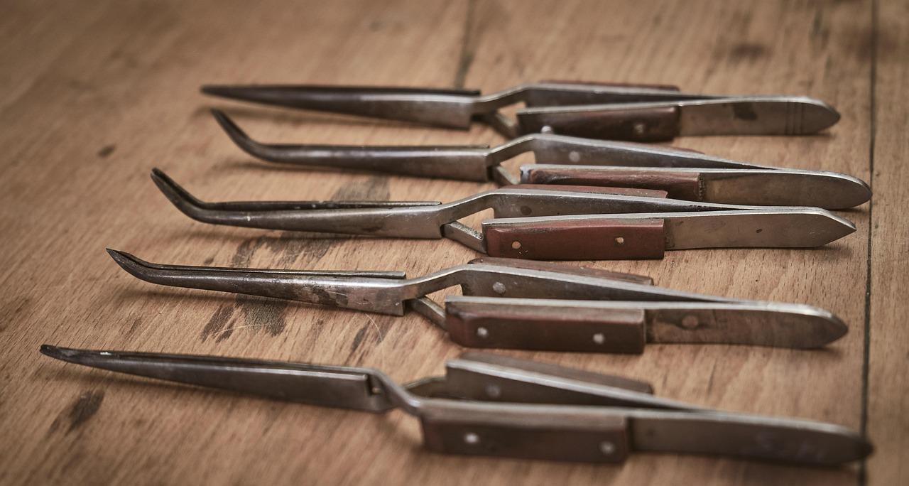 Building a Trustworthy Tool Selection ⁣Process